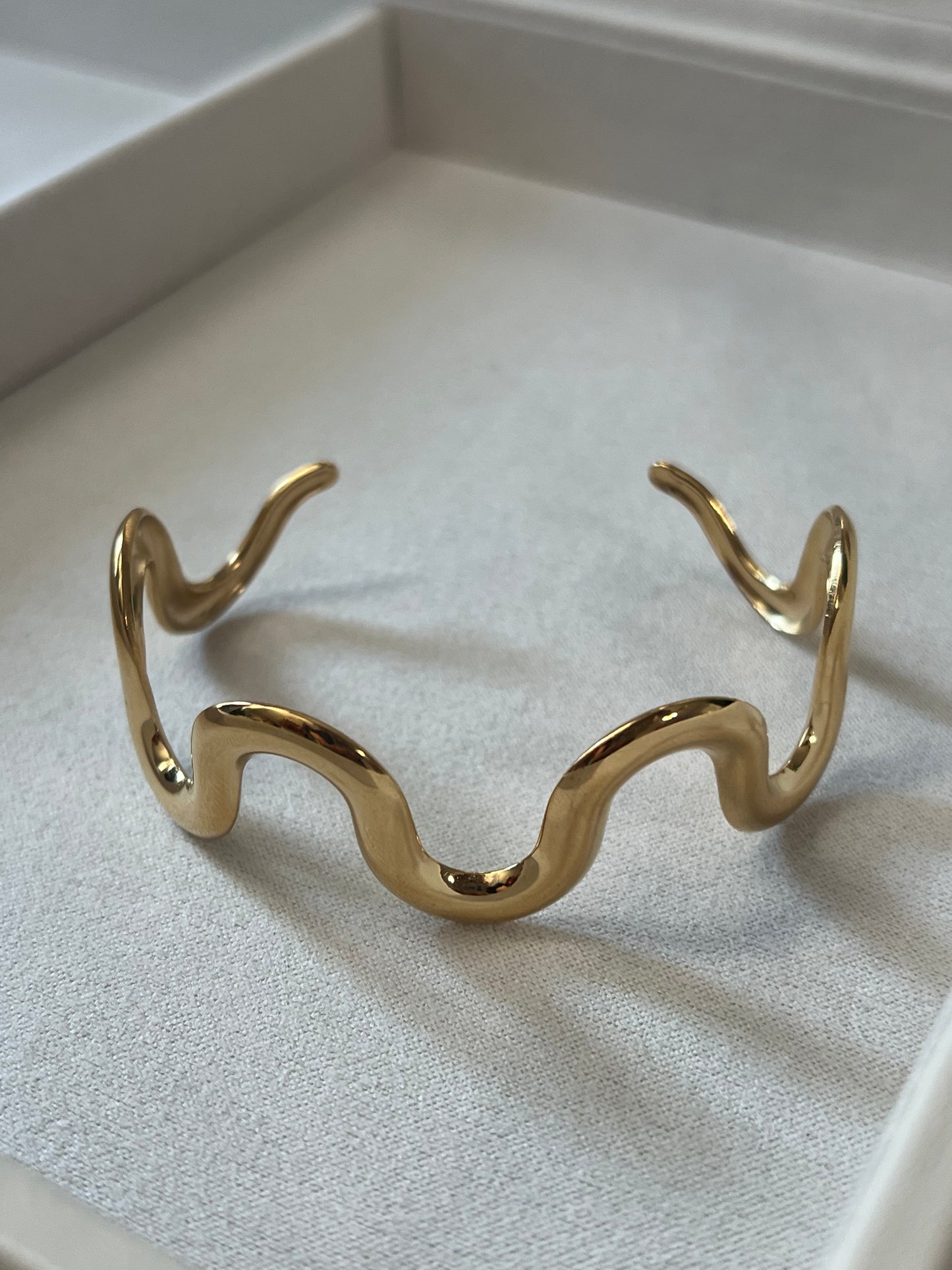 Wavy Cuff
